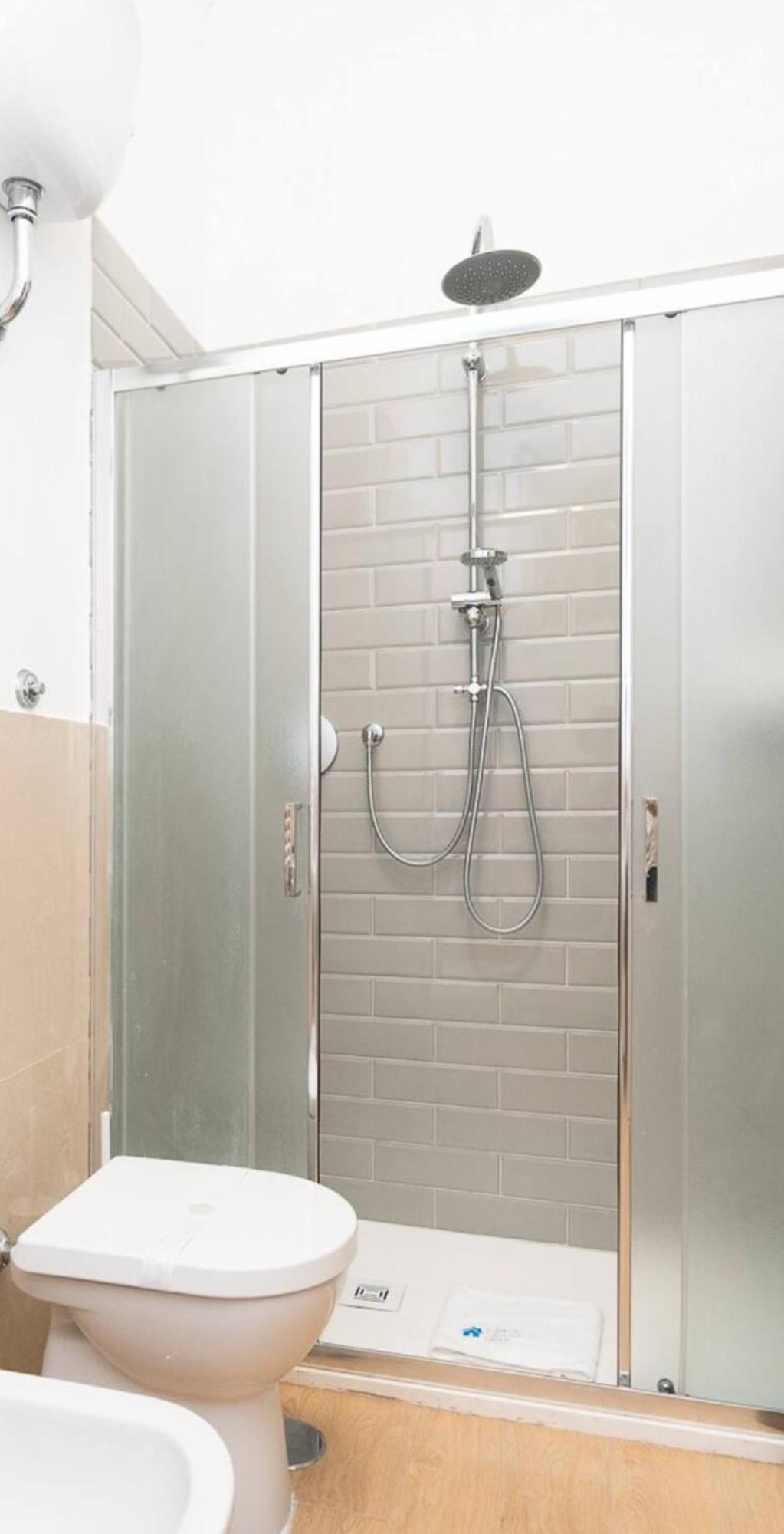 Home Smart Rent Appartamento Nei Pressi Di Via Toledo 2 Camere Da Letto Neapel Exterior foto