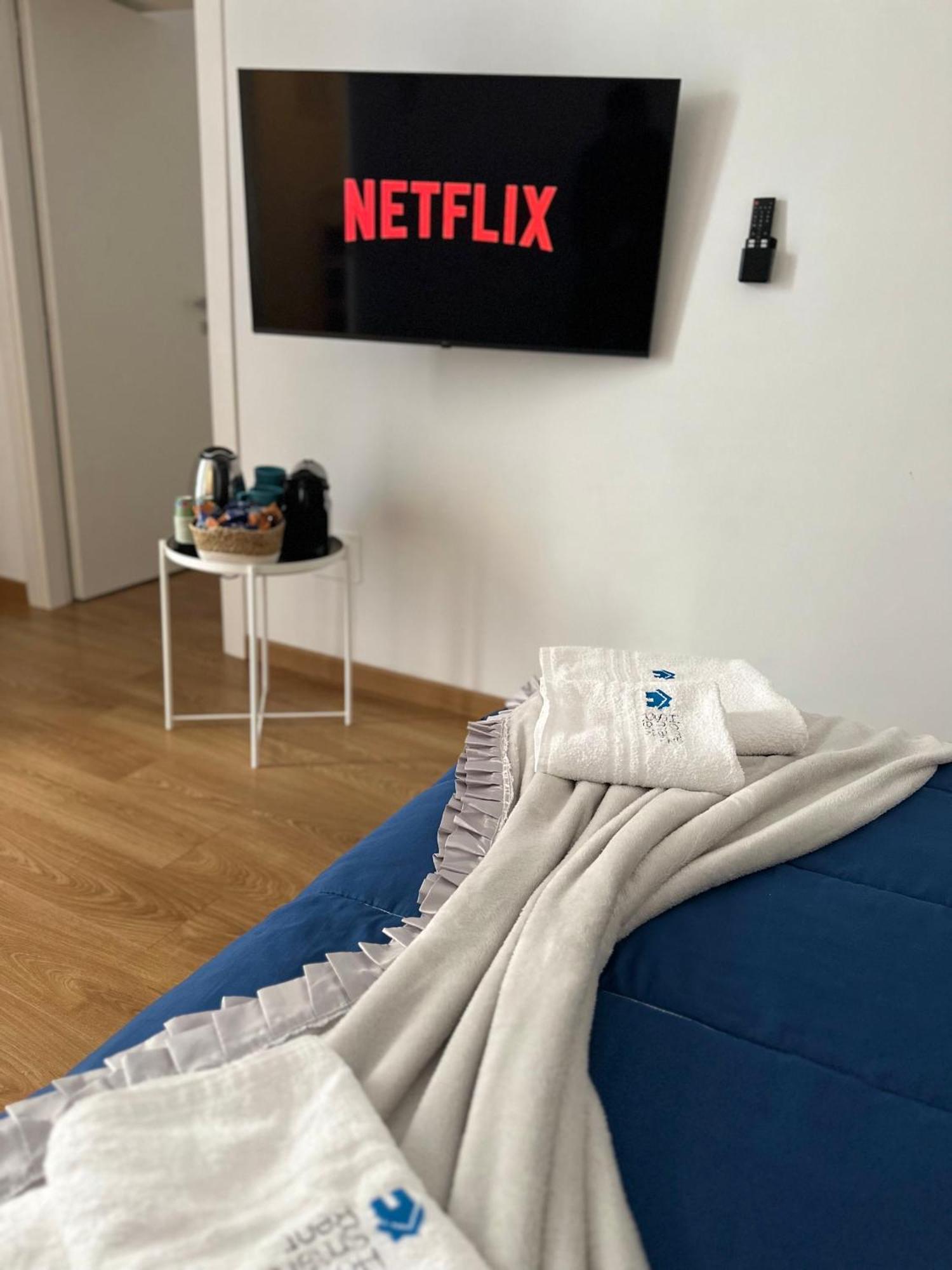 Home Smart Rent Appartamento Nei Pressi Di Via Toledo 2 Camere Da Letto Neapel Exterior foto